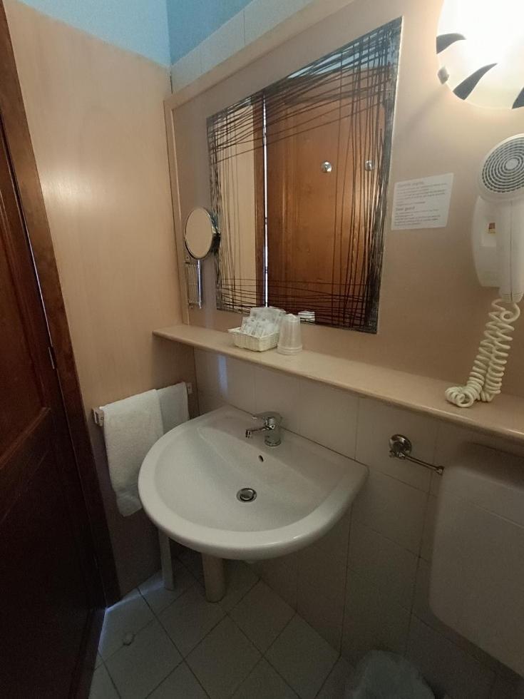 Hotel Elisabetta Sestri Levante Luaran gambar