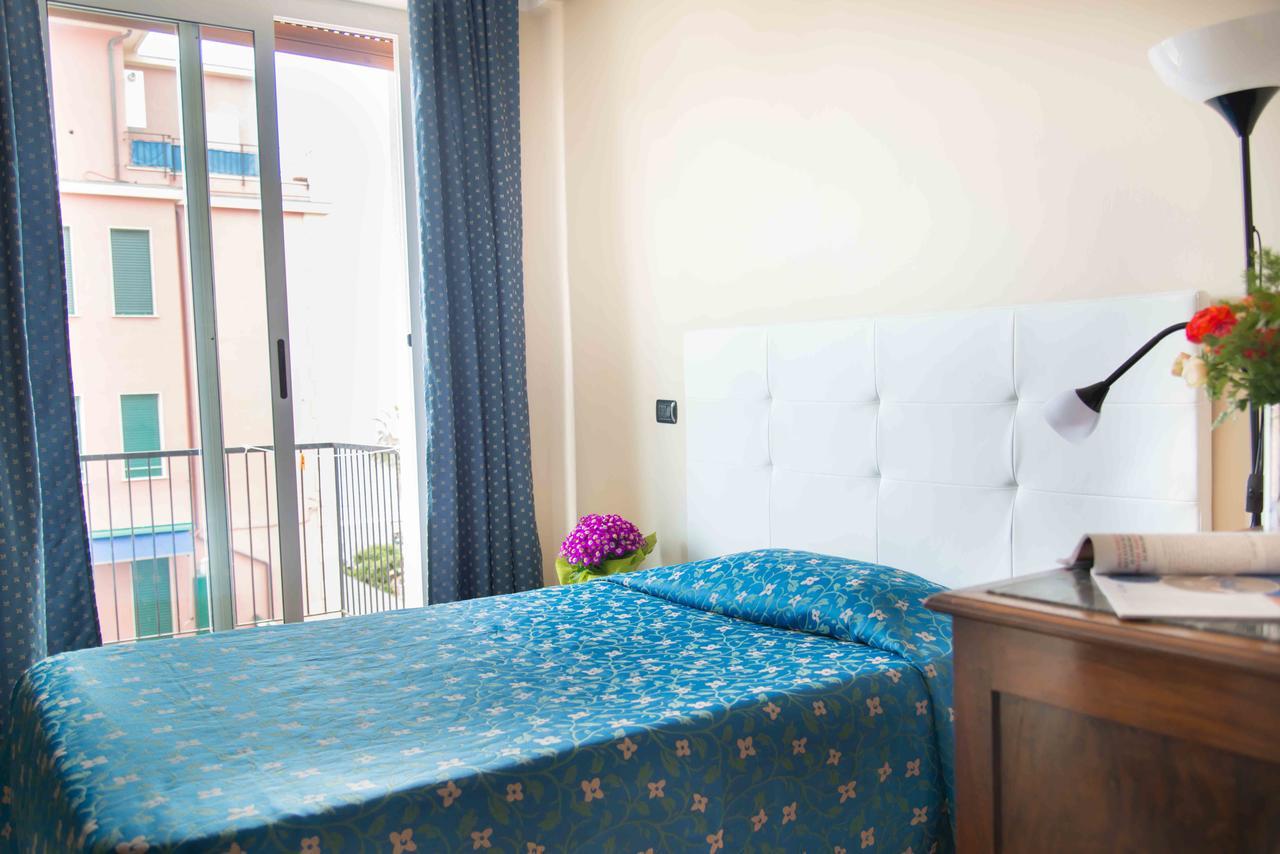 Hotel Elisabetta Sestri Levante Luaran gambar
